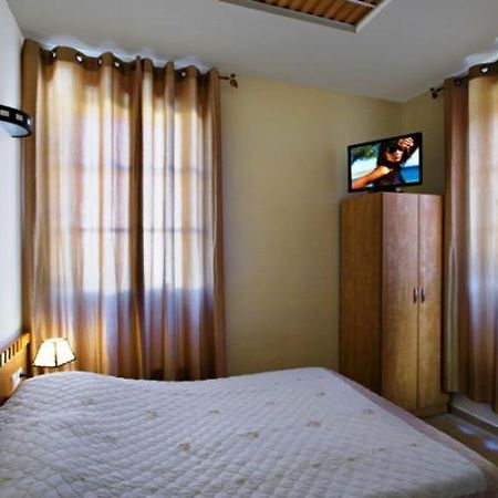 Haddad Guest House Хайфа Экстерьер фото